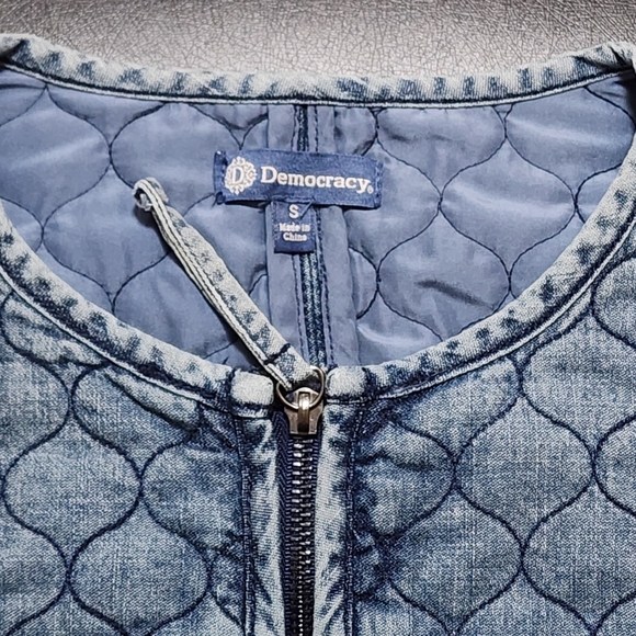 Democracy Quilted Denim Jacket Puff Long Sleeve Peplum Hem In Washed Mid Blue S. - Picture 3 of 12
